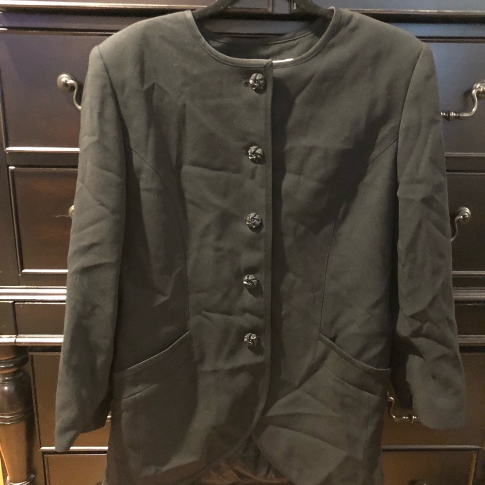 Liz Claiborne women’s suit jacket